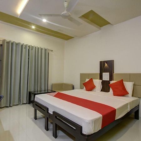 Oyo 39568 Alekha Gateway Hotel Sirsi Esterno foto