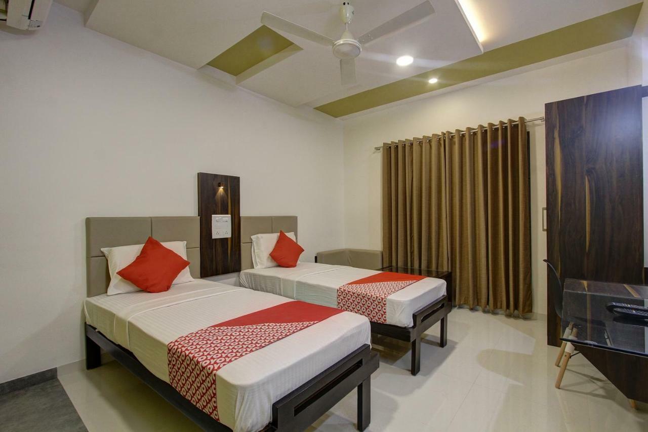 Oyo 39568 Alekha Gateway Hotel Sirsi Esterno foto