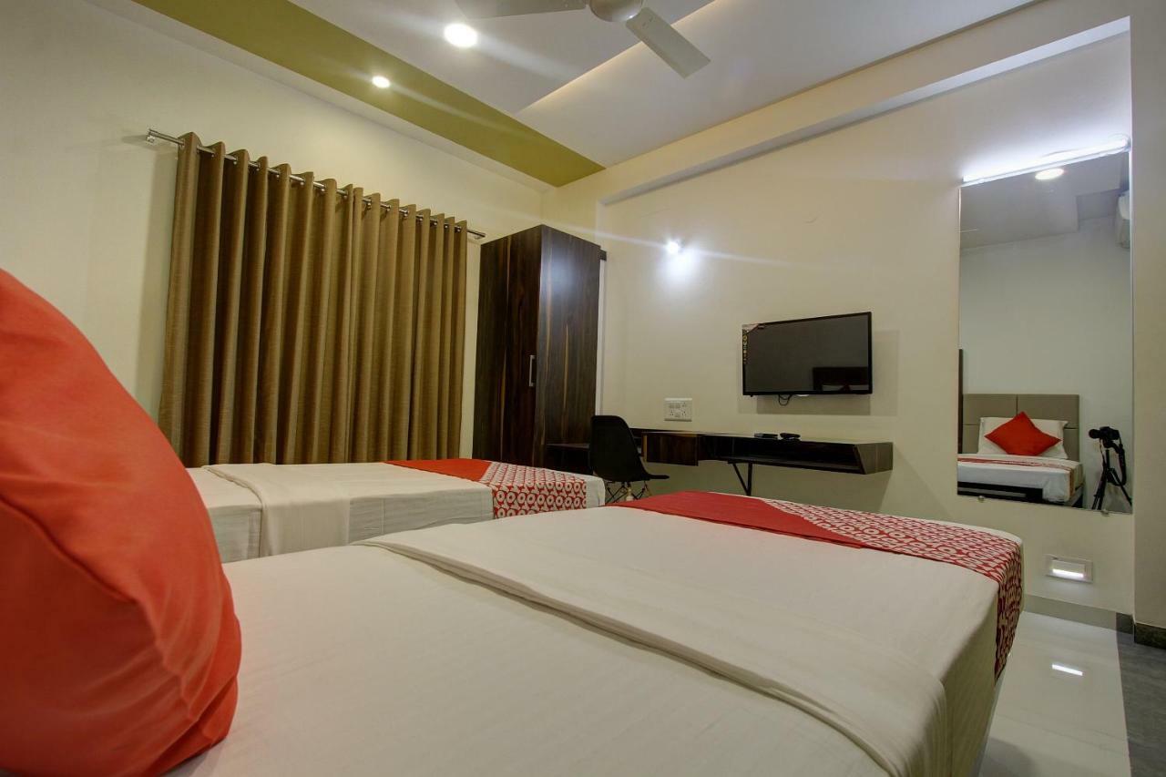Oyo 39568 Alekha Gateway Hotel Sirsi Esterno foto